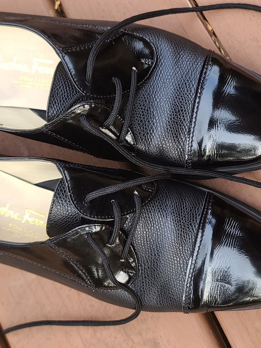 Salvatore Ferragamo Black Leather Lace-Up Women's Oxford
